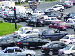 “Səhər, günorta, axşam eyni vəziyyətdir”: Binəqədi şosesindəki xaosun səbəbi nədir? – VİDEO