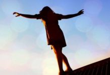 Binəqədidə özünü binadan atan 13 yaşlı qız intihar etməzdən öncə məktub yazıb