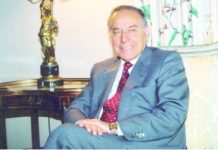 Ramiz Göyüşov yazır: “Məhəbbətdən yaranmış əsər” heyder-eliyev-ulu-onder