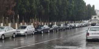 Bakının bəzi ərazilərində yağış kollektorlarında problem yaranıb – İcra başçıları hadisə yerində – FOTO