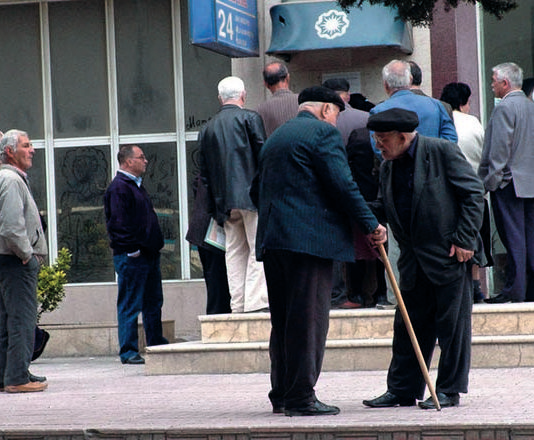 Pensiyalar bu qədər ARTIRILDI – RƏSMİ