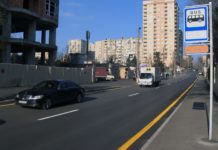 7-ci mikrorayonda qadına qarşı quldurluq edən qardaşlara hökm oxunub abay-kunanbayev-kucesi-bineqedi