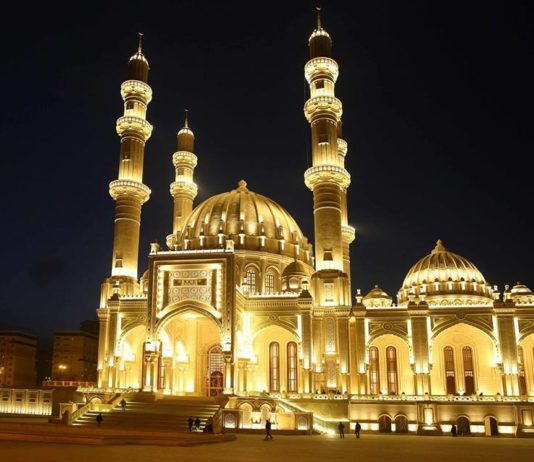 Cənubi Qafqazın ən böyük dini kompleksi – Heydər məscidi heyder-mescidi