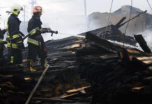 Binəqədidə ferma yanıb yangin taxta sexi