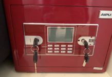 Binəqədidə içərisində 44 min manat olan seyf oğurlandı seyf-ogurluq