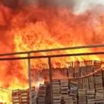 Yanan anbar “Kontakt Home”a məxsusdur – Rəsmi bineqedide yangin