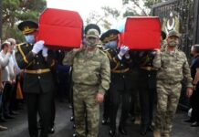 Zakir Həsənov şəhid generalın tabutunu daşıdı – FOTO zakir-hesenov