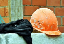 Binəqədidə fəhlə 9 mərtəbəli binadan yıxılıb öldü