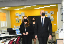 Binəqədi sakinləri Prezidentə yazırlar: “Sizin həmişə arxanızdayıq, cənab Prezident!” ilham-eliyev-mehriban-eliyeva