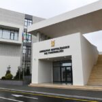 Prokurorluq liseydəki güllələnmə ilə bağlı məlumat yaydı bas-prokurorluq-bina