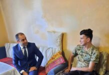 Binəqədi Rayon İcra Hakimiyyətinin şöbə müdiri vətən müharibəsi iştirakçısını ziyarət edib bineqedi-qazi-ziyaret-icra