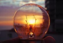 Azərbaycanda elektrik enerjisi üzrə gecə və gündüz tarifləri müəyyən edilib – FOTO