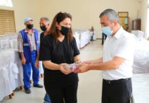 Binəqədidə aztəminatlı ailələrə qurban payı paylanıb