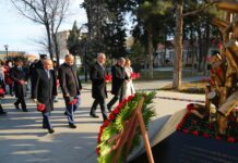 Binəqədidə 20 Yanvar şəhidlərinin xatirə parkında ucaldılmış “Güllə yağışı” abidəsi ziyarət edilib bineqedide-gulle-yagisi-icra-hakimiyyeti