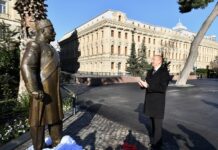 Prezident İlham Əliyev: “Sovet hakimiyyəti Zeynalabdin Tağıyevi bütün imkanlardan məhrum etmişdi” prezident-ilham-eliyev-tagiyevin-abidesi