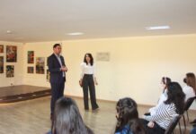 Binəqədidə “ASAN Könüllüləri”nin könüllüləri arasında “Kim kimdir?” yarışı keçirilib bineqedi-asan-konulleri-musabiqe