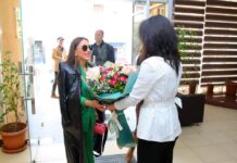 Binəqədidə layihənin növbəti qonağı xalq artisti Tünzalə Ağayeva oldu – FOTOLAR bineqedi-gencler-evi-tunzale-agayeva