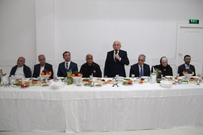bineqedi-iftar-sufresi