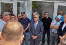 Millət vəkili Azay Quliyev 7-ci mikrorayonda seçicilərlə görüşdü – FOTOLAR azay-quliyev-secicilerle-gorus.png