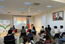 Tanınmış aktyorun Binəqədili gənclərlə görüşü – FOTOLAR taleh-yuzbeyov-bineqedi