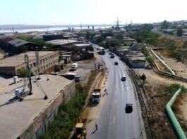 Bakıda sürücüdən MƏSULİYYƏTSİZ ADDIM: Yola beton tökdü – ANBAAN VİDEO bineqedi-yol-temiri-baksol-temir