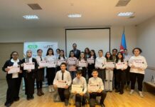 Binəqədidə şagirdlər arasında “Əbədiyaşar Liderimiz” mövzusunda inşa-yazı müsabiqəsi keçirilib – FOTOLAR bineqedi-umummilli-lider-anim.png