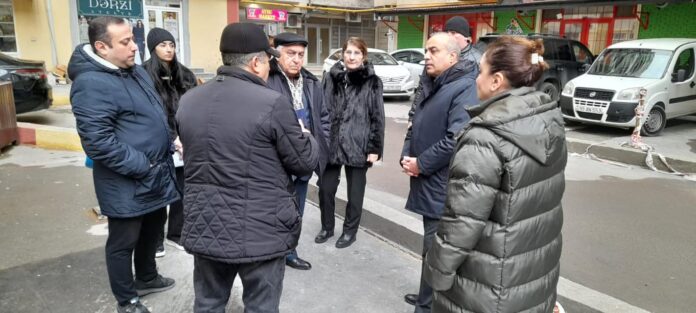 azay-quliyev-secicilerle-gorus-bineqedi