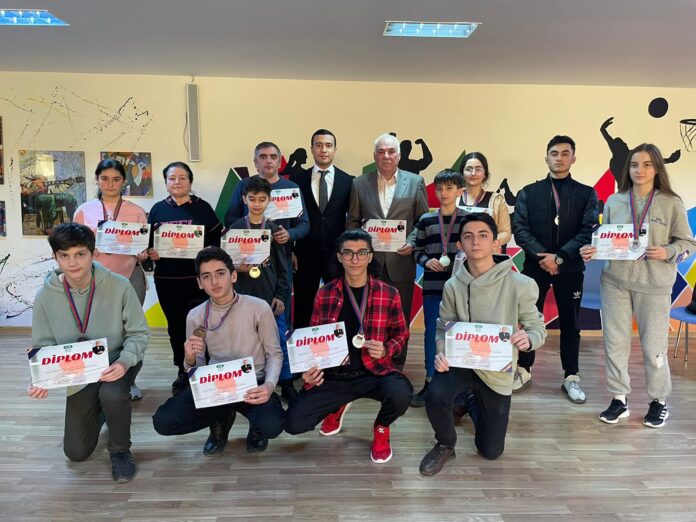 bineqedi-tennis-turnir-gencler bineqedi-tennis-turnir-gencler.png