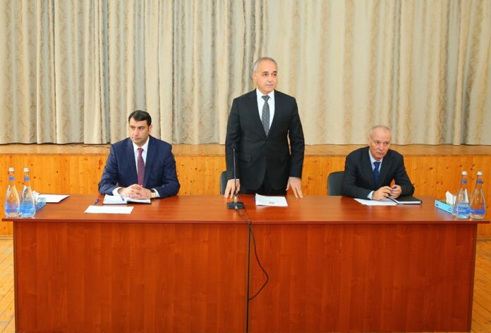 elxan-allahverdiyev-altinci-mikrorayon-seyyar-qebul