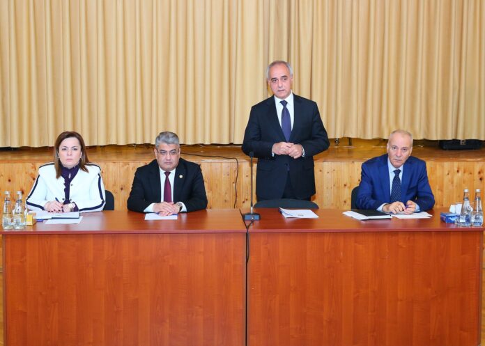 elxan-allahverdiyev-seyyar-qebul elxan-allahverdiyev-seyyar-qebul.png