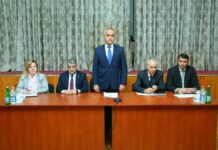 Binəqədi Rayon İcra Hakimiyyətinin başçısı 8-ci mikrorayonda səyyar qəbul keçirib – FOTOLAR elxan-allahverdiyev-qebul