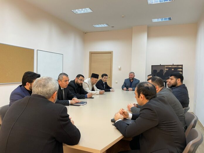 bineqedide-din-xadimleri-gorus.png