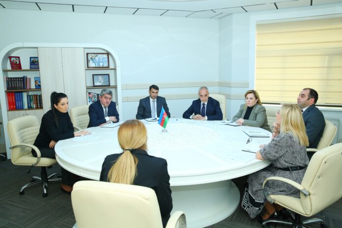 elxan-allahverdiyev-bineqedi-icra-qebul.png
