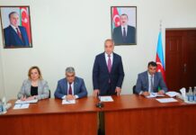 Binəqədi Rayon İcra Hakimiyyətinin başçısı 7-ci mikrorayon sakinləri ilə görüşüb – Fotolar