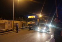 Binəqədidə yük və minik avtomobilləri toqquşdu