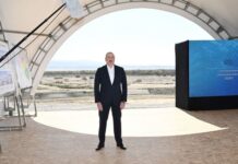 Prezident İlham Əliyev Bakıda Mərkəzi Parkın üçüncü hissəsinin açılışında iştirak edib – Foto