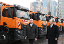 Prezident xüsusi təyinatlı nəqliyyat vasitələri ilə tanış oldu – Foto