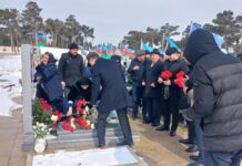 Binəqədidə şəhidin məzarı ziyarət olunub – Foto