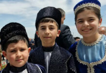 Prezidenti kövrəldən uşaqlar…