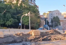 Rusiyanın atdığı raketin zərər vurduğu səfirliyimiz – Hadisə yerindən görüntülər