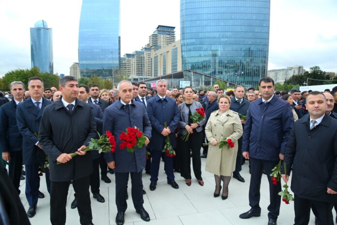 bineqedi-anim gunu-png