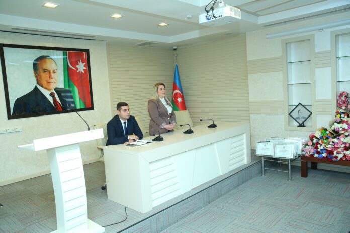 bineqedi-muellim -png