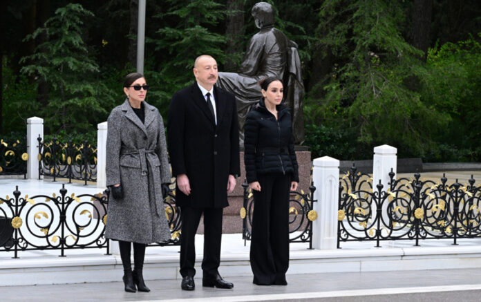 prezident-ailəsi-png