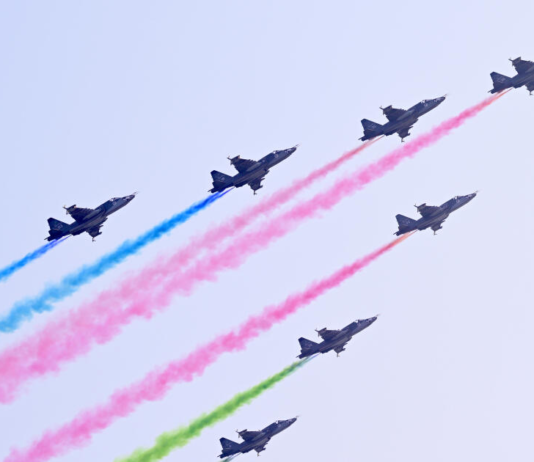 14 fevral Azərbaycan Hərbi Hava Qüvvələri Günüdür samolet-