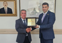 66 yaşlı məsləhətçi sektor müdiri OLDU