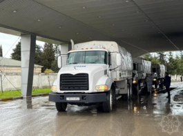 Azərbaycanın göndərdiyi humanitar yardımı daşıyan yük maşınları İrana keçdi – VİDEO – FOTO