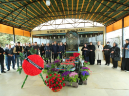 Binəqədidə şəhidin məzarı ziyarət olunub – Foto