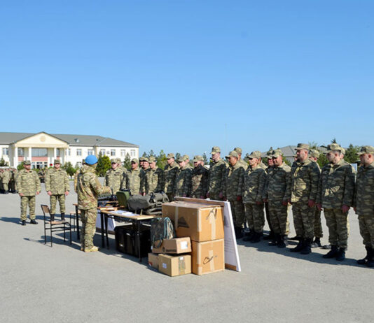 Hərbi vəzifəlilər toplanır – Fotolar mudafie-herbi.png