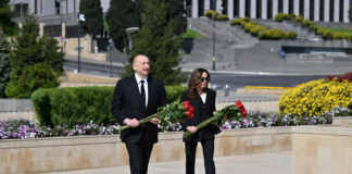Faşizm üzərində Qələbə uğrunda mübarizədə həlak olan Azərbaycan övladlarının xatirəsi ehtiramla anılıb – FOTO – VİDEO