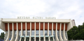 Azərbaycan Ordusunun 108 yaşı: Bakının küçələri hərbi yürüşlərlə əks-səda verir – FOTO